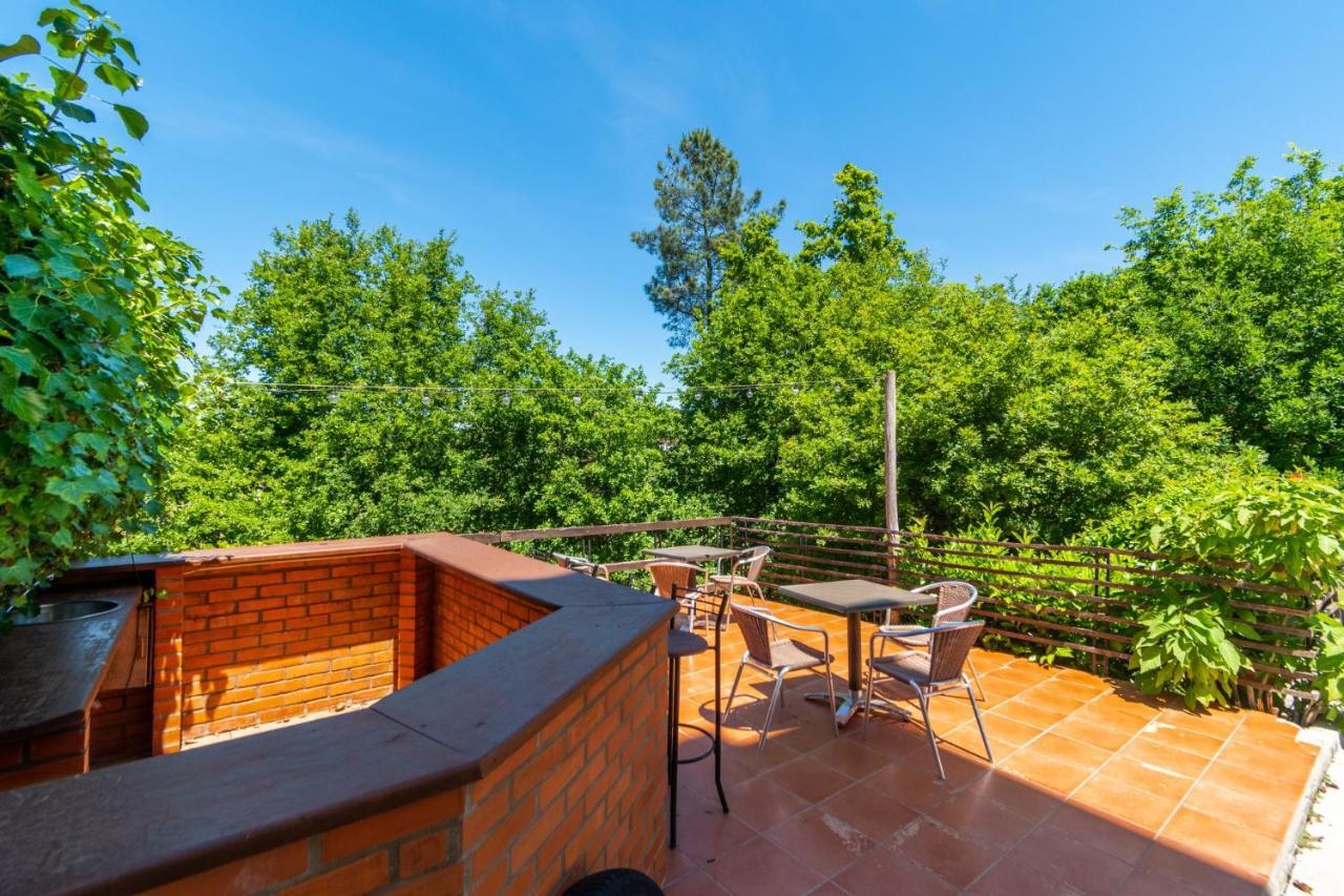 Apartamentos Do Ermal Vila Boa  ภายนอก รูปภาพ