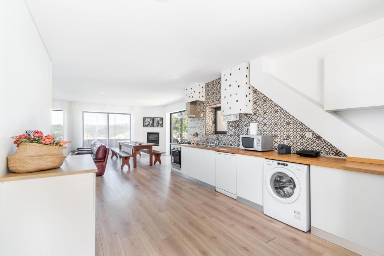 Apartamentos Do Ermal Vila Boa  ภายนอก รูปภาพ