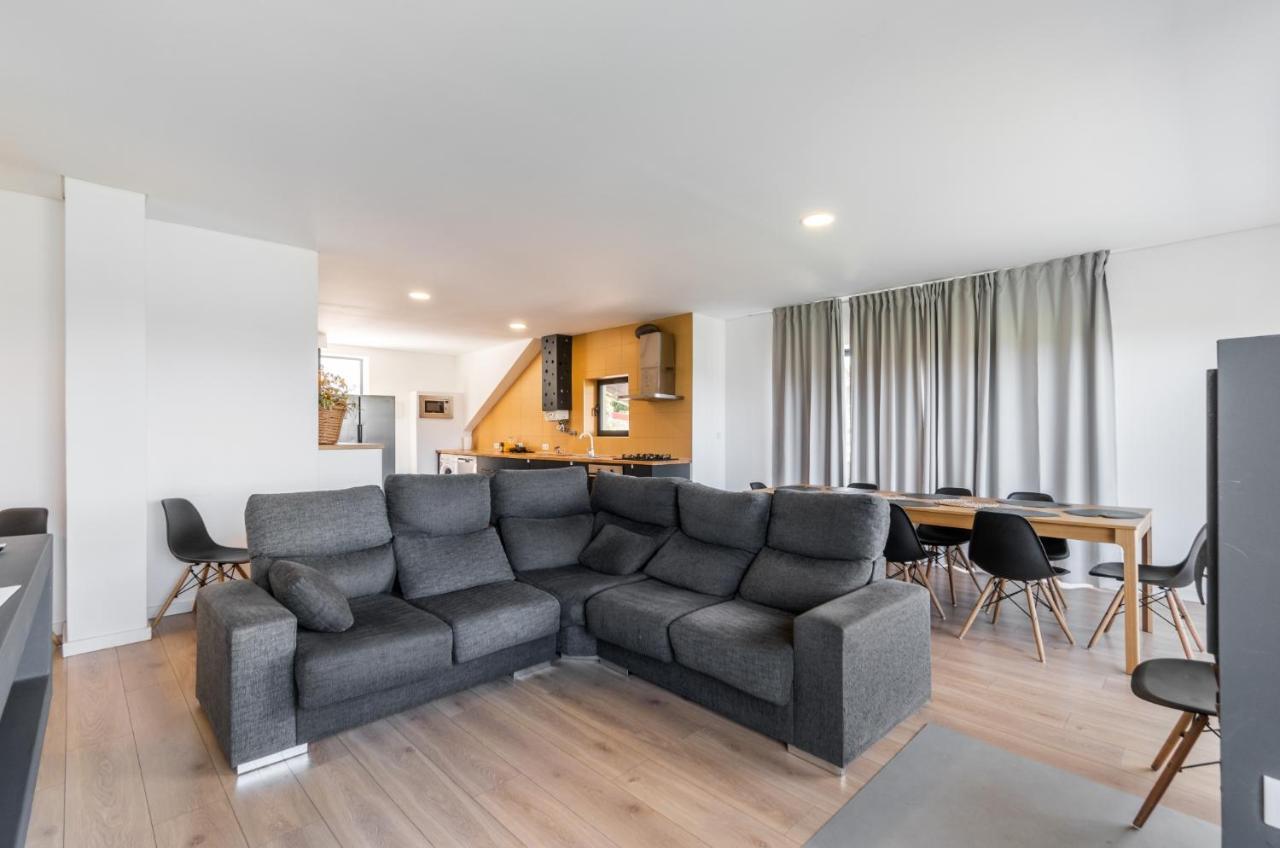 Apartamentos Do Ermal Vila Boa  ภายนอก รูปภาพ