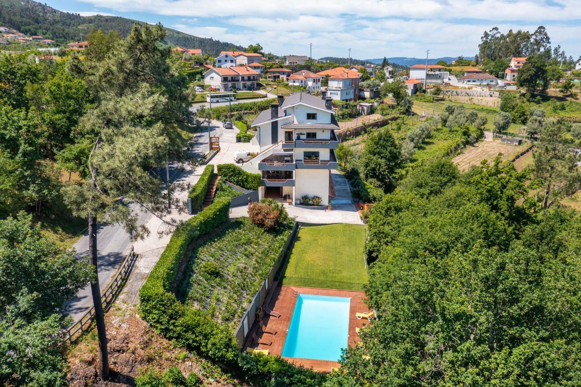 Apartamentos Do Ermal Vila Boa  ภายนอก รูปภาพ