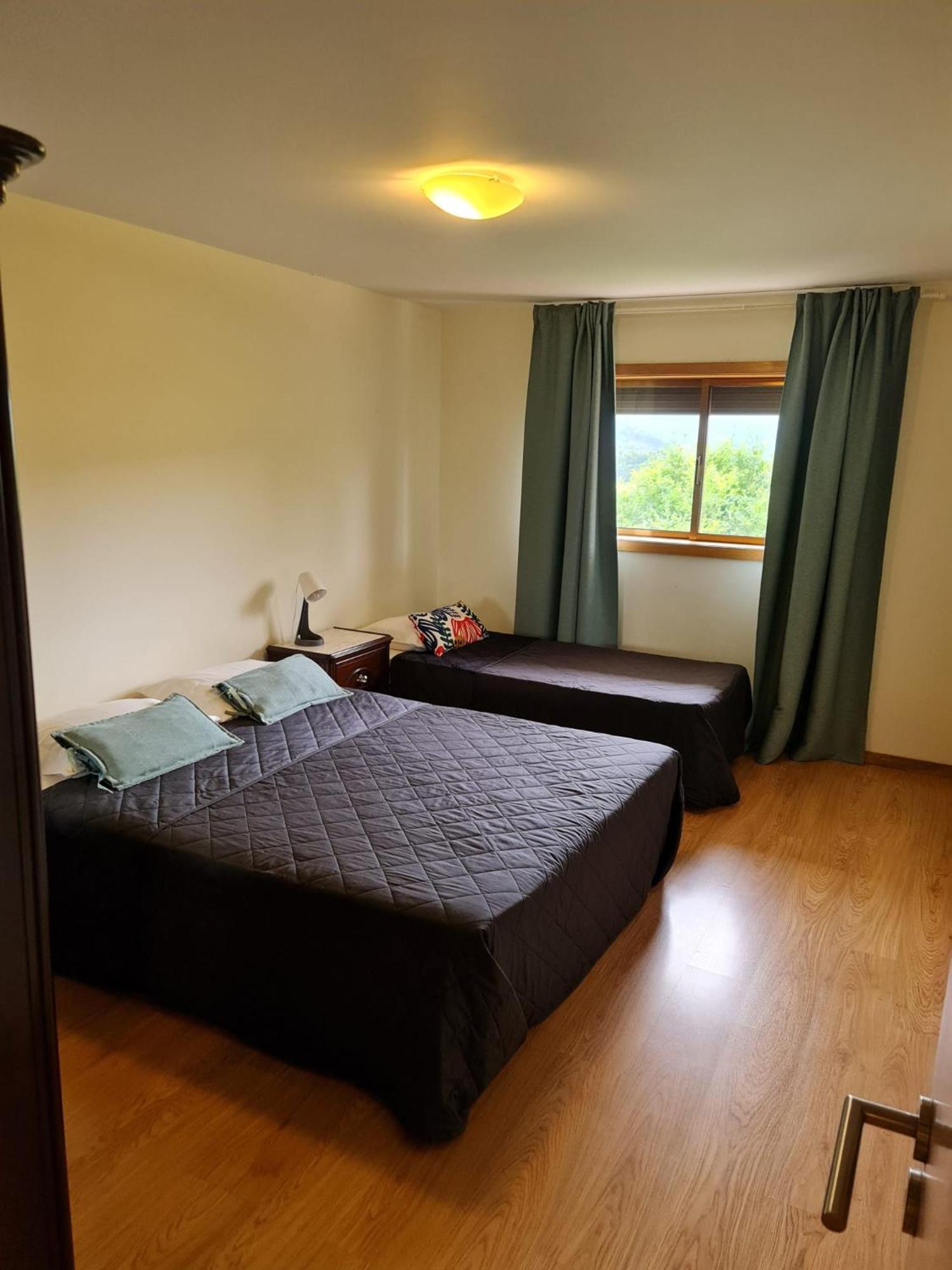 Apartamentos Do Ermal Vila Boa  ภายนอก รูปภาพ